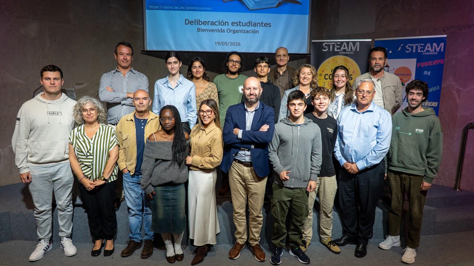 Spain’s first Cosmos Prize: a tie for the jury, and Clara Grima wins with the students